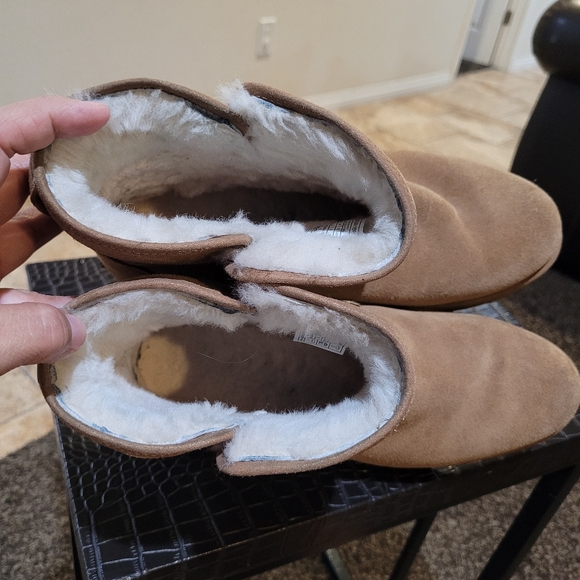 UGG Classic Short Boot Chestnut Suede 1 Inch Heel Women’s Size 10 Pre-Loved - Picture 5 of 7